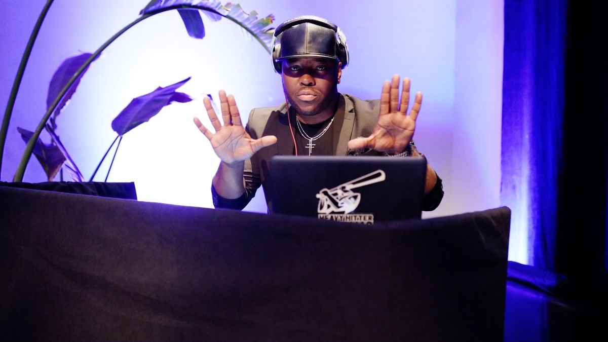 LOS ANGELES, CALIFORNIA - NOVEMBER 21: DJ Sean Mac spins HBO's Lil Rel Comedy Special Screening, Panel and Reception at NeueHouse Hollywood on November 21, 2019 in Los Angeles, California. (Photo by Presley Ann/Getty Images for HBO)