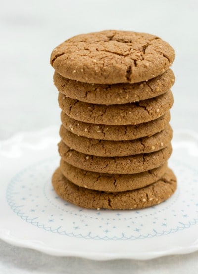 Grain Free Ginger Molasses Cookies are soft and chewy with the perfect crispy outside. Spicy and sweet, these tasty, real food cookies with no refined sugar are perfect for the holidays. | Recipes to Nourish