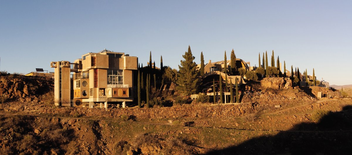 Arcosanti in the shade. (Tomiaki Tamura)