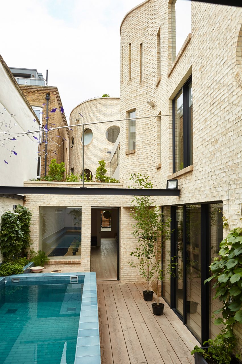 Alex Michaelis house in London