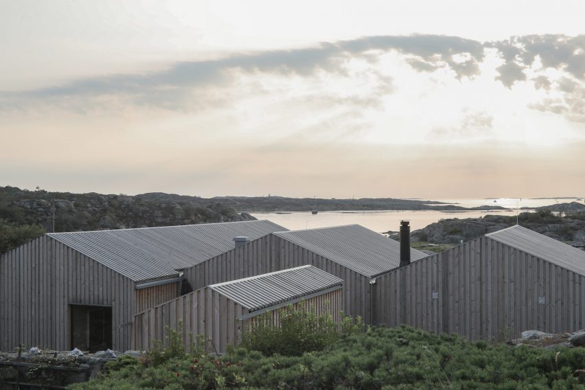 Villa Vassdal on the archipelago of Gothenburg by Studio Holmberg