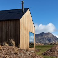 Avalanche House by Intuitive Architects in New Zealand