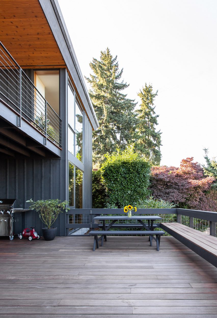 Irwin Caplan’s Laurelhurst House by SHED