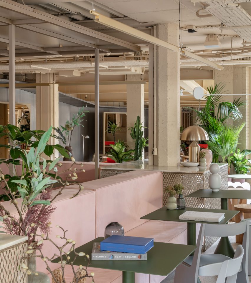 Locke at Broken Wharf hotel by Grzywinski+Pons