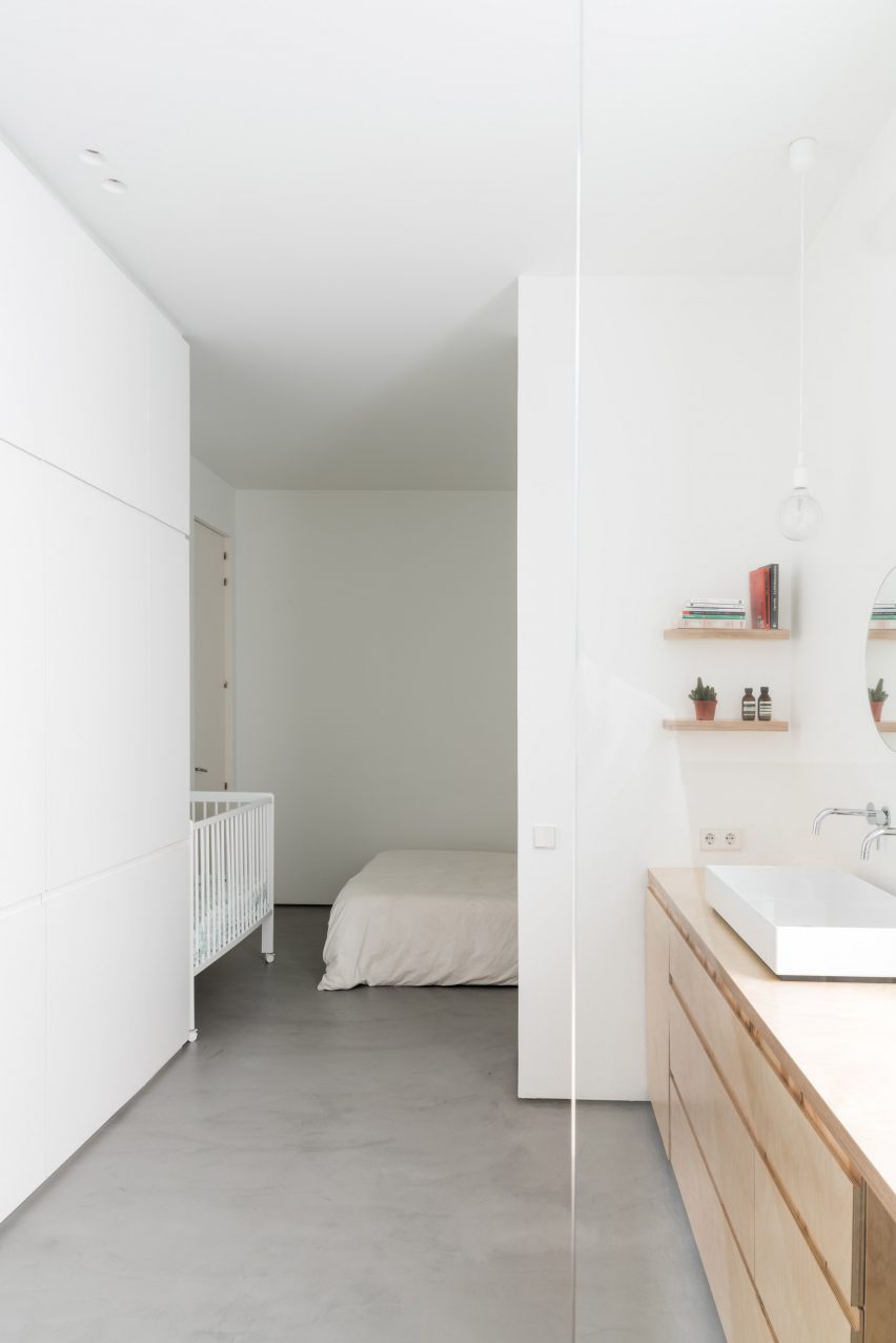 Apartment in Lavapiés by Leticia Saá