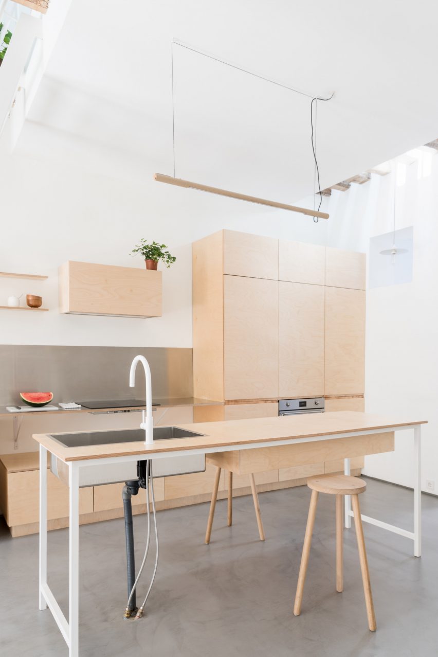 Apartment in Lavapiés by Leticia Saá